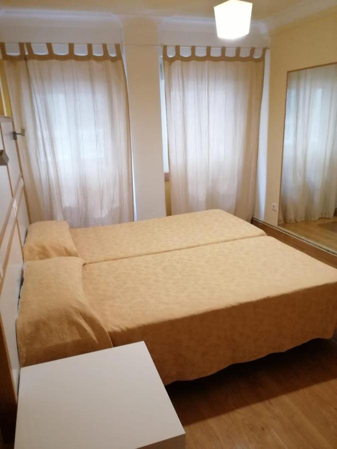 Hostal Mara ア・コルーニャ エクステリア 写真
